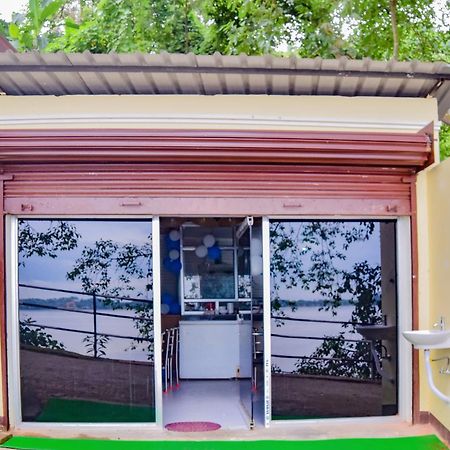 OYO 77896 Darshini Homes Guwahati Esterno foto