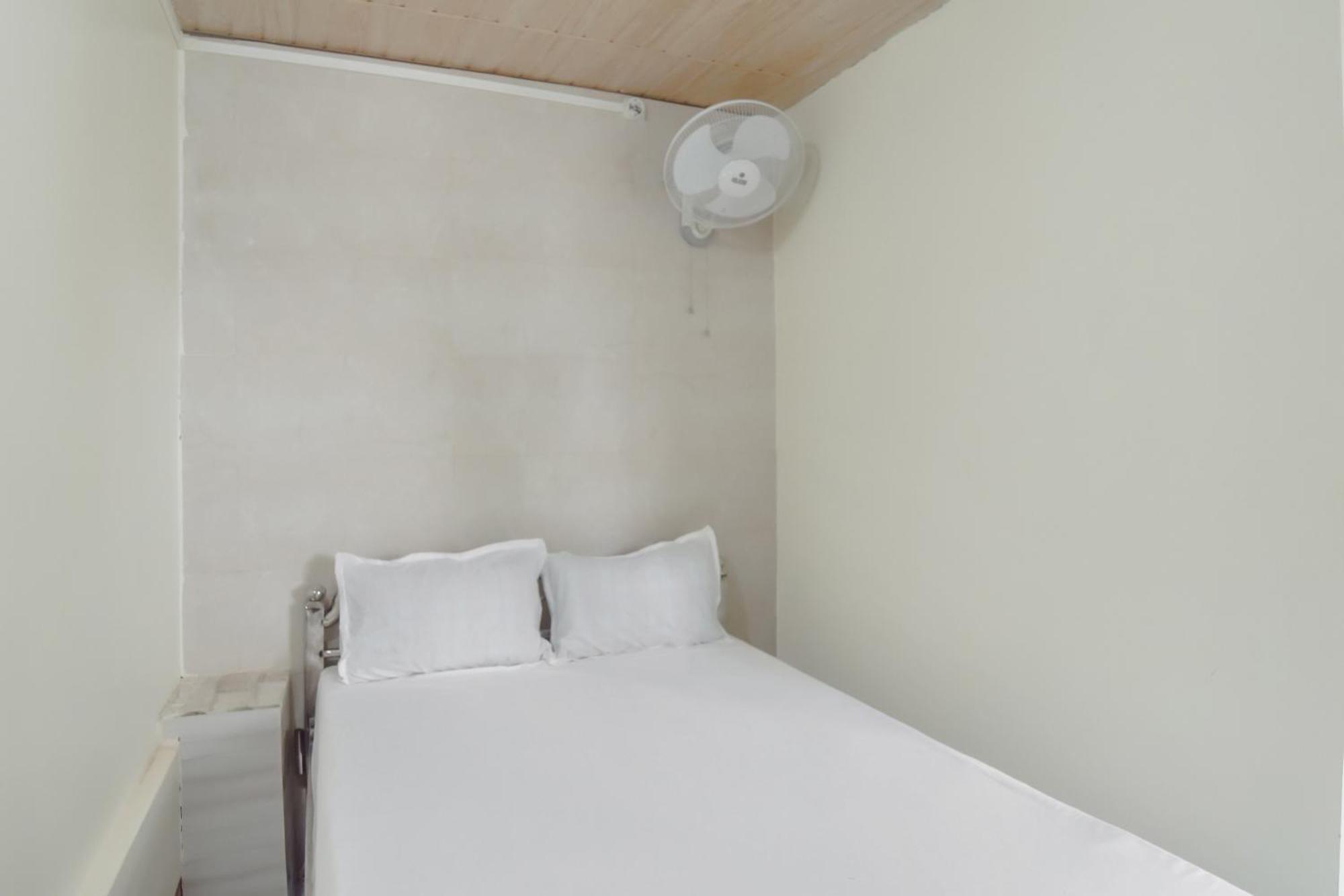 OYO 77896 Darshini Homes Guwahati Esterno foto