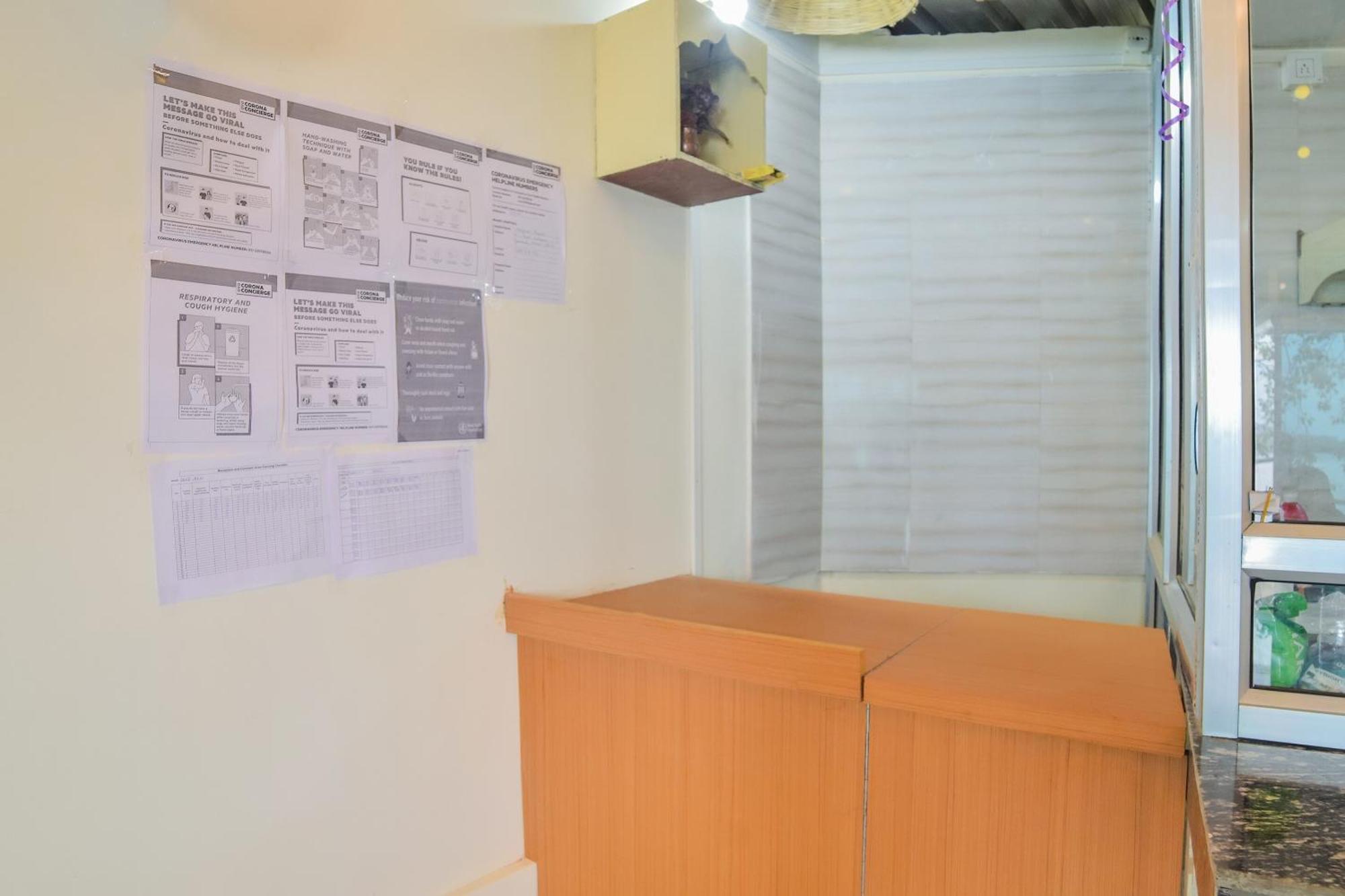OYO 77896 Darshini Homes Guwahati Esterno foto